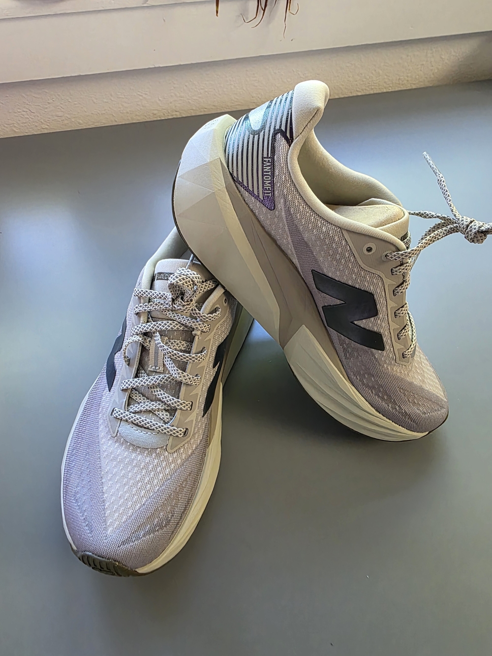 New Balance FuelCell Rebel v5 (Women’s Size 9) — Brand New